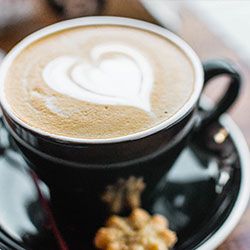 我把华体会app历史相似盘拉了20场：76人vs山东泰山属于‘高风险’那一类（体